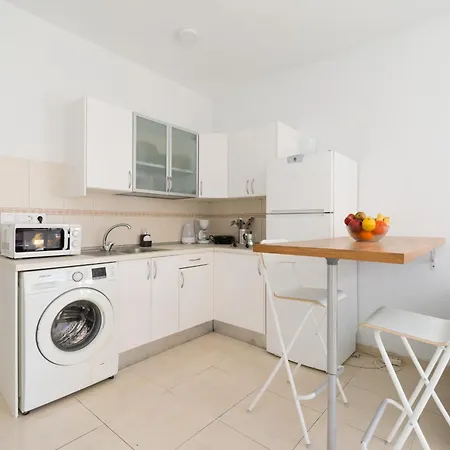Nearby Canteras Apartment *